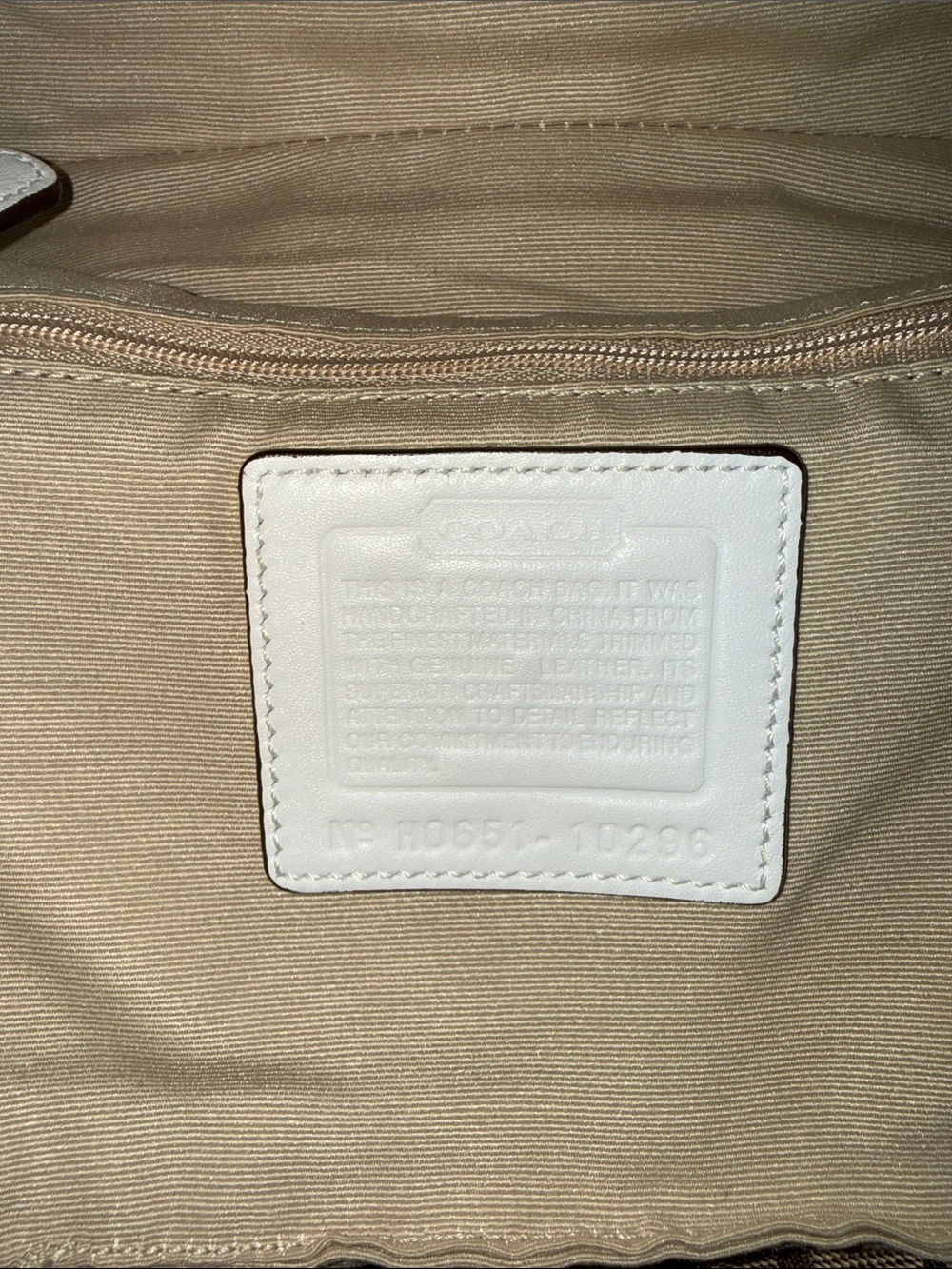 Coach Soho Signature Jacquard Flap Buckled Brown Shoulder Bag 2006 - Picture 8 of 12